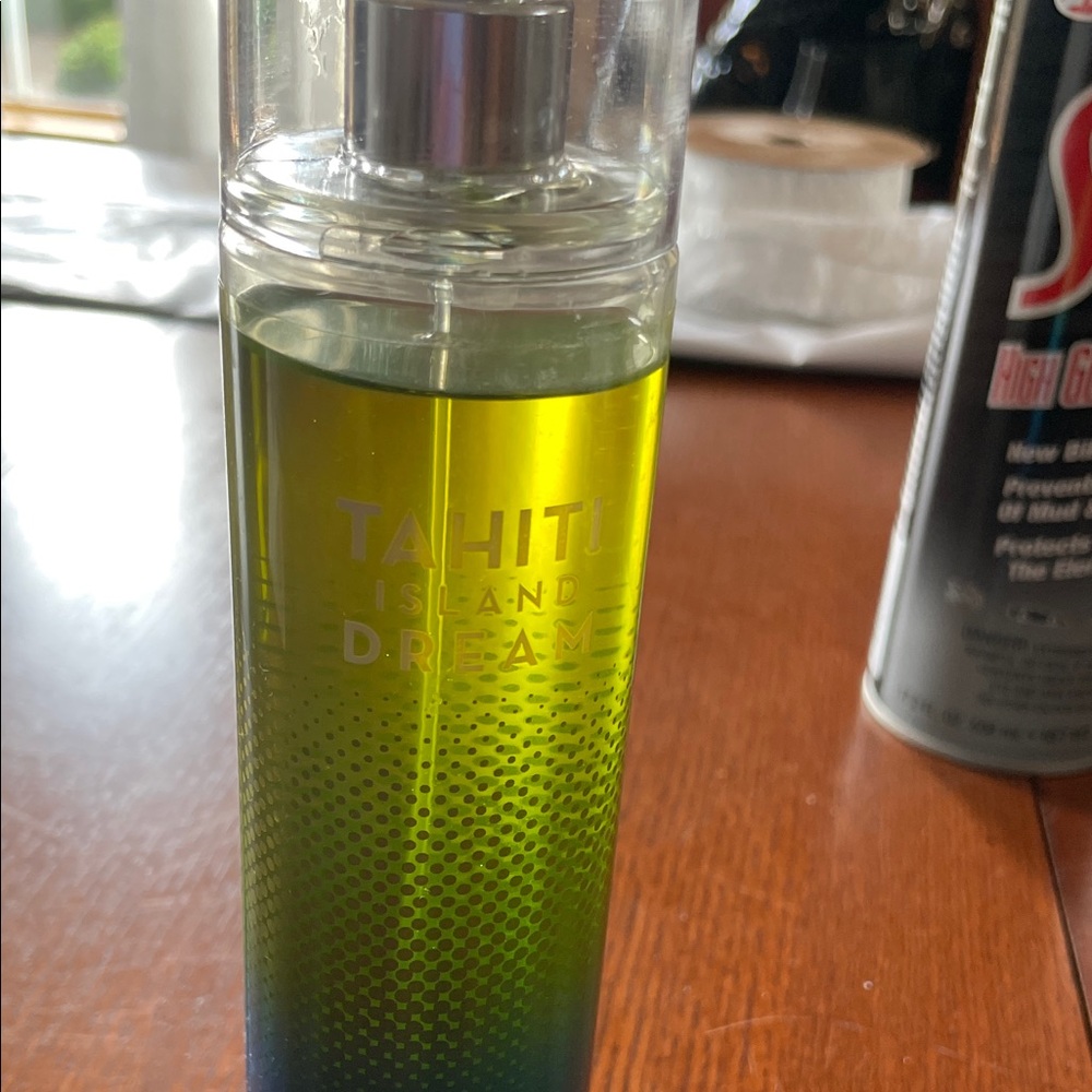 Bath & Body Works Tahiti Island Dream Fine Fragrance Mist - - Picture 4 of 5